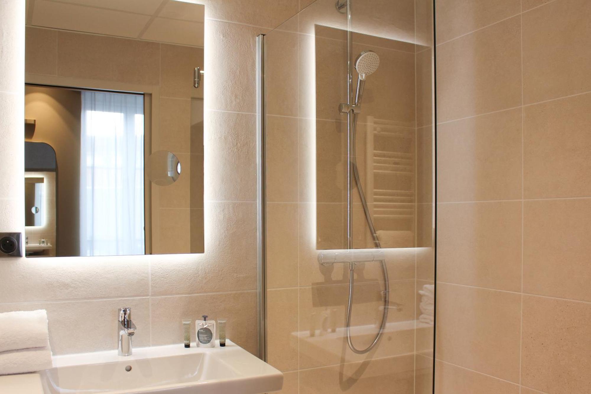 Brit Hotel Limoges Centre Gare Zewnętrze zdjęcie